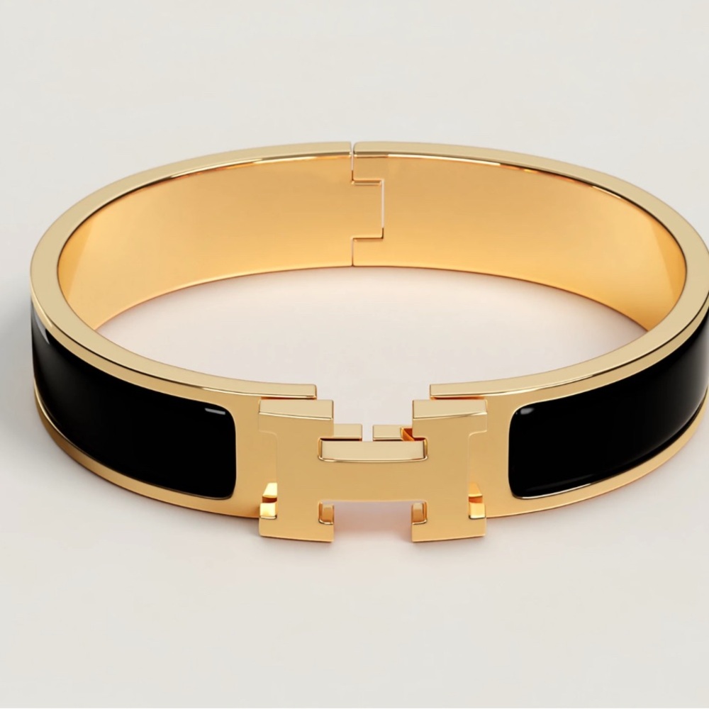 Hermes GM bracelet size medium / large